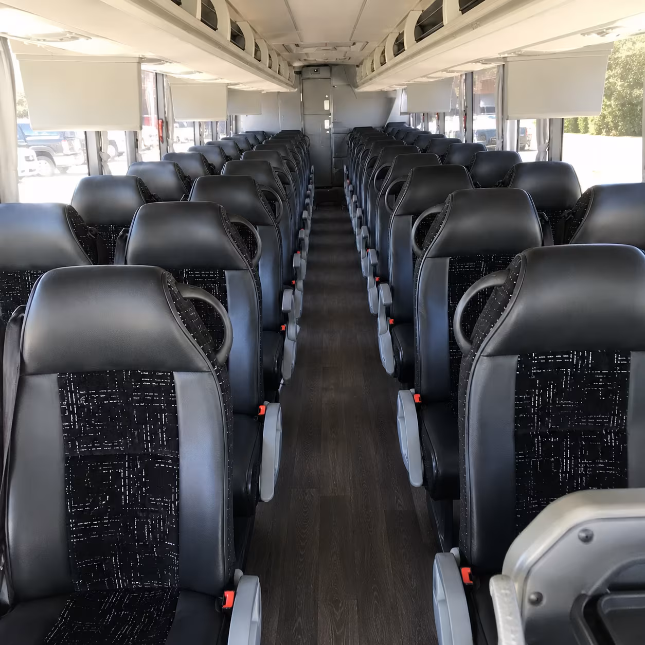 diamond bar professional corporate charter bus rentals in diamond bar