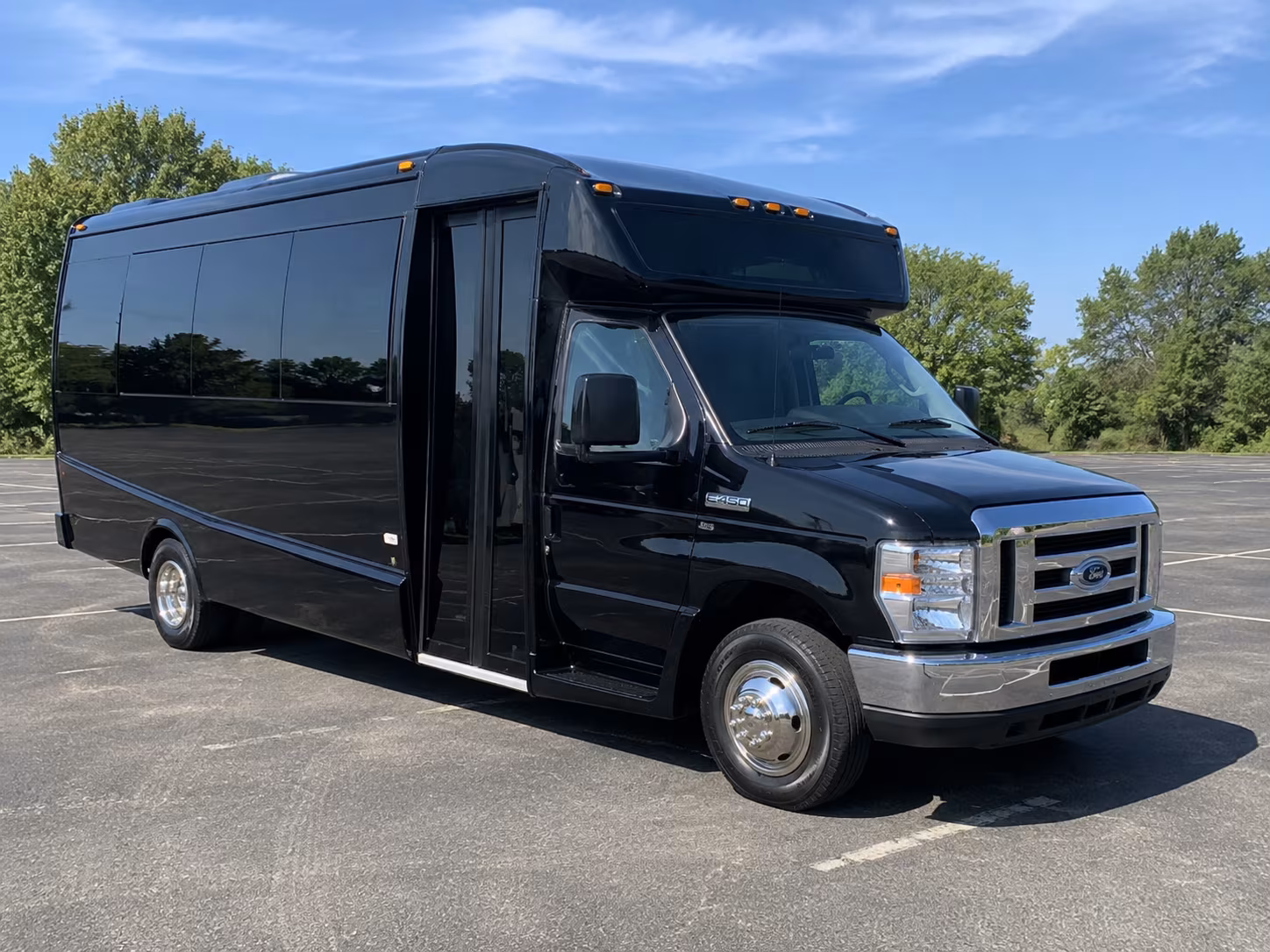 ontario easy long distance charter bus rentals in ontario