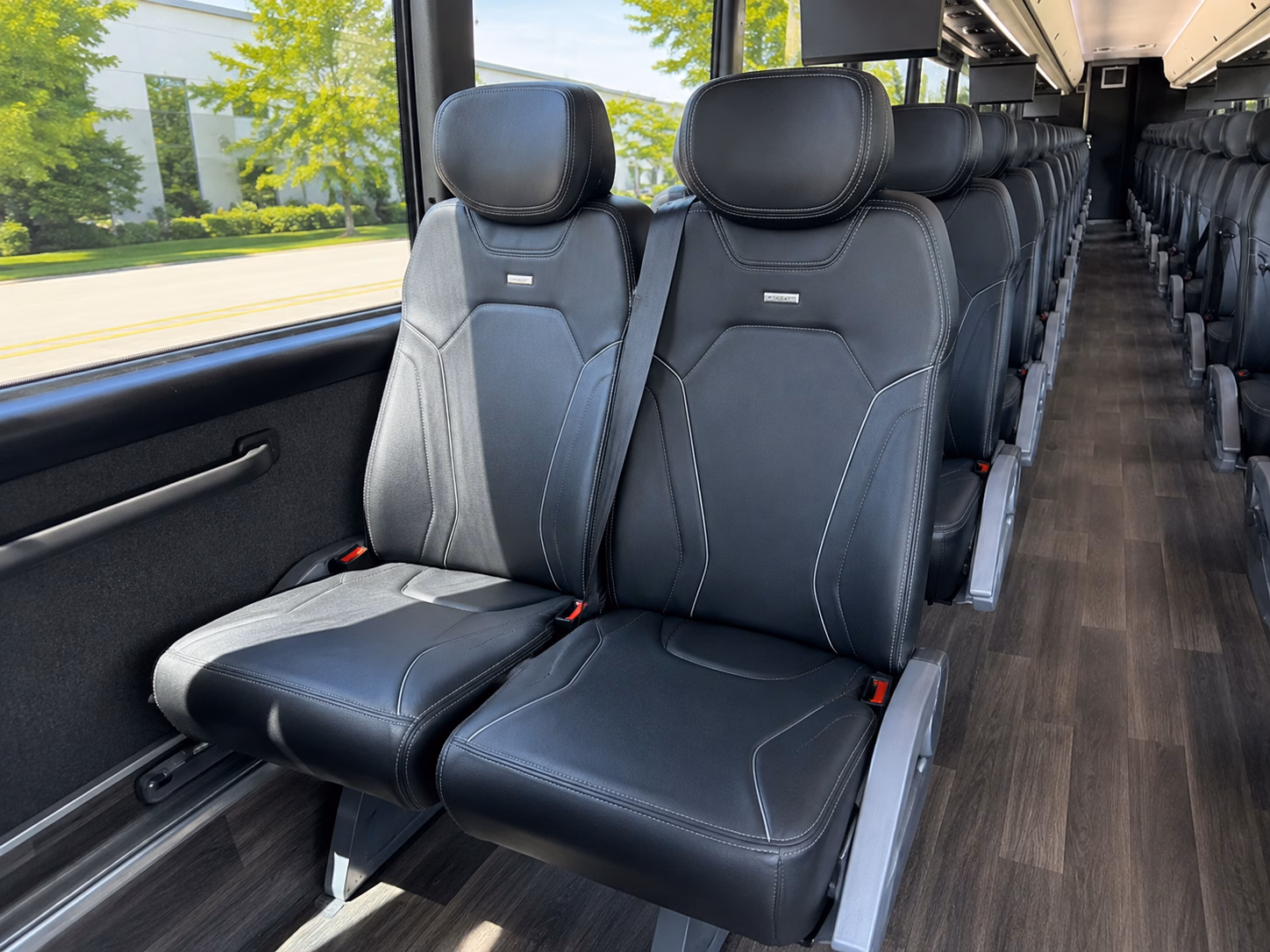 ontario private employee transportation in ontario