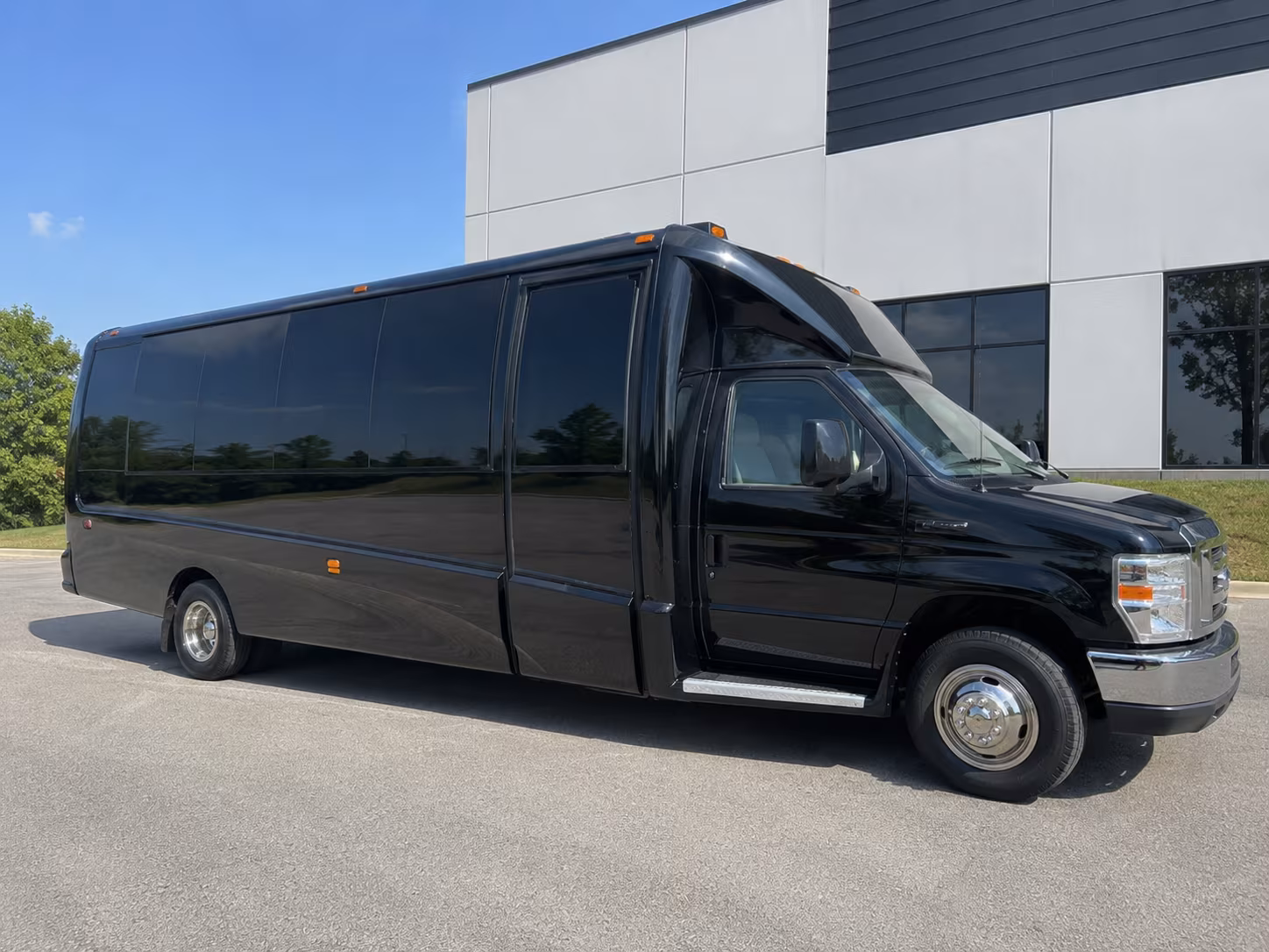 pomona concert party bus rental